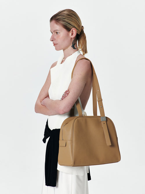 AHNI Midnight Boston Bag_Beige