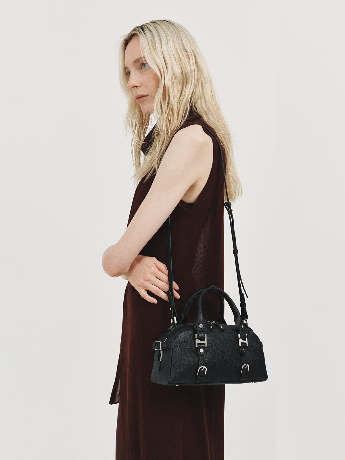 AHNI Ruskin Baguette Bag_Black